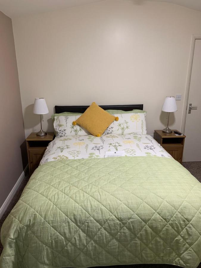 ווייקפילד Redbeck Motel מראה חיצוני תמונה